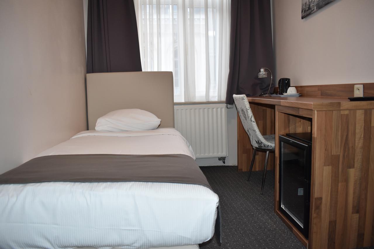Hotel Meribel Saint-Josse-ten-Noode Eksteriør bilde